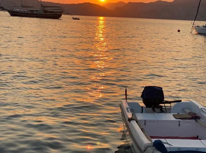 Burak Apart Turunç Marmaris